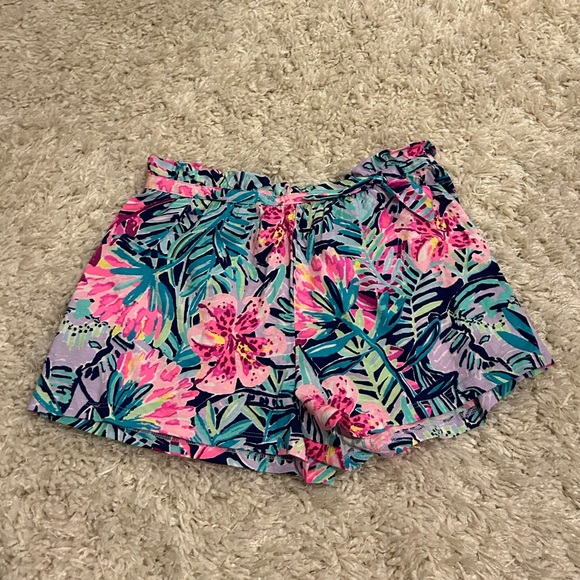 Lilly Pulitzer Youth Shorts - Picture 1 of 2